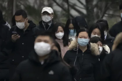 China Beijing Outbreak Facemasks 2023 01 11.jpg