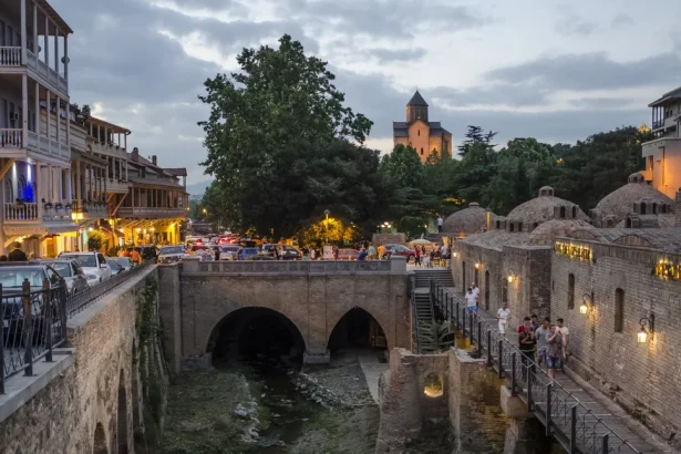 Potamos gefyra kamares pezoi.jpg