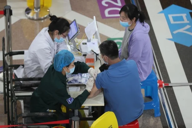 Kina emvoliasmos xinhua