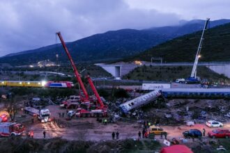 ΣΥΝΕΧΙΖΟΝΤΑΙ ΟΙ ΕΡΕΥΝΕΣ ΣΤΟ ΧΩΡΟ ΤΟΥ ΠΟΛΥΝΕΚΡΟΥ ΣΙΔΗΡΟΔΡΟΜΙΚΟΥ ΔΥΣΤΥΧΗΜΑΤΟΣ ΣΤΑ ΤΕΜΠΗ (ΒΑΣΙΛΗΣ ΒΕΡΒΕΡΙΔΗΣ / ΜΟΤΙΟΝ ΤΕΑΜ)