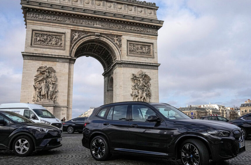 Suv Paris