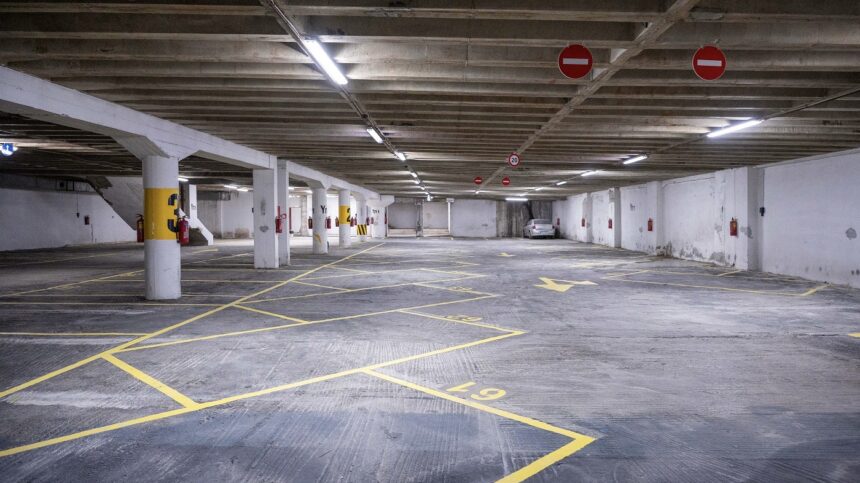 Parking Plateia Klafthmonos 1