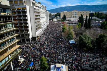 [375245] ΣΥΛΛΑΛΗΤΗΡΙΟ ΓΙΑ ΤΟ ΣΙΔΗΡΟΔΡΟΜΙΚΟ ΔΥΣΤΥΧΗΜΑ ΤΩΝ ΤΕΜΠΩΝ ΣΤΗΝ ΑΘΗΝΑ (ΜΙΧΑΛΗΣ ΠΑΠΑΝΙΚΟΛΑΟΥ/eurokinissi)