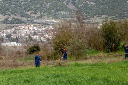 Agnooumenos Larisa