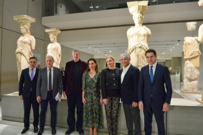 Sir stephen fry champions the reunification of the parthenon sculptures