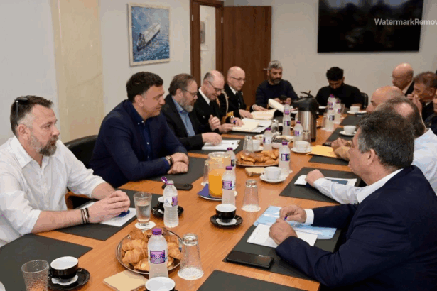 5f92de7d603e132f35652c570658904b no watermark