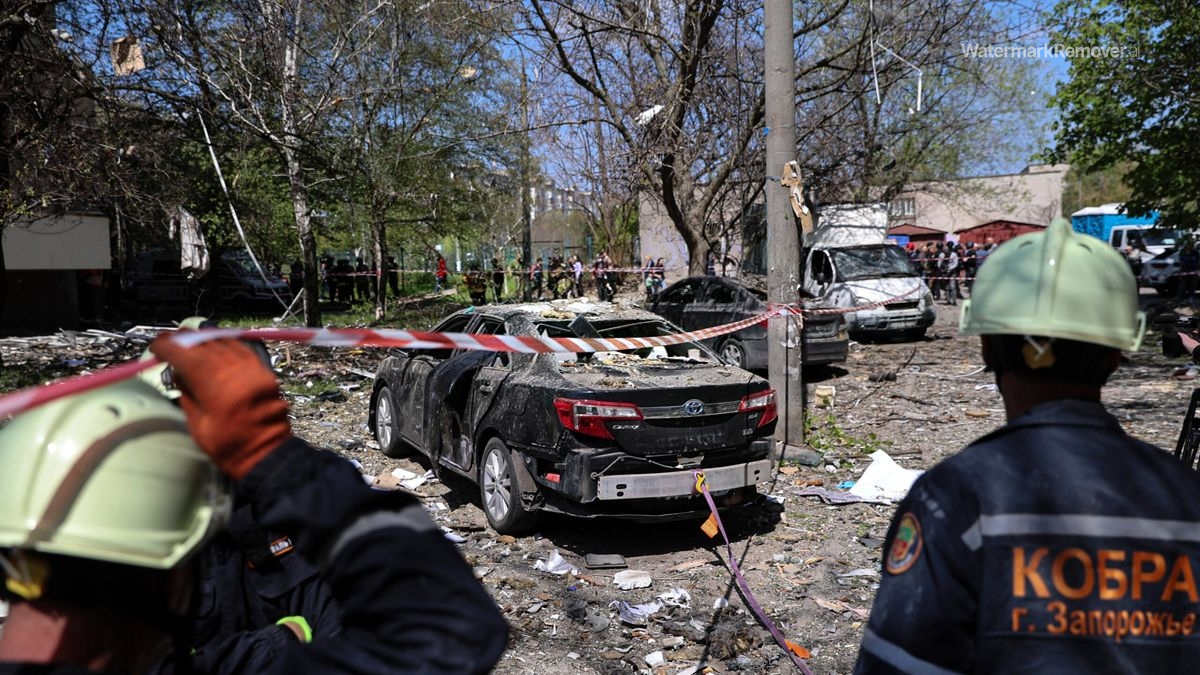 E091681ea67605191ec1a3c4955f537d no watermark