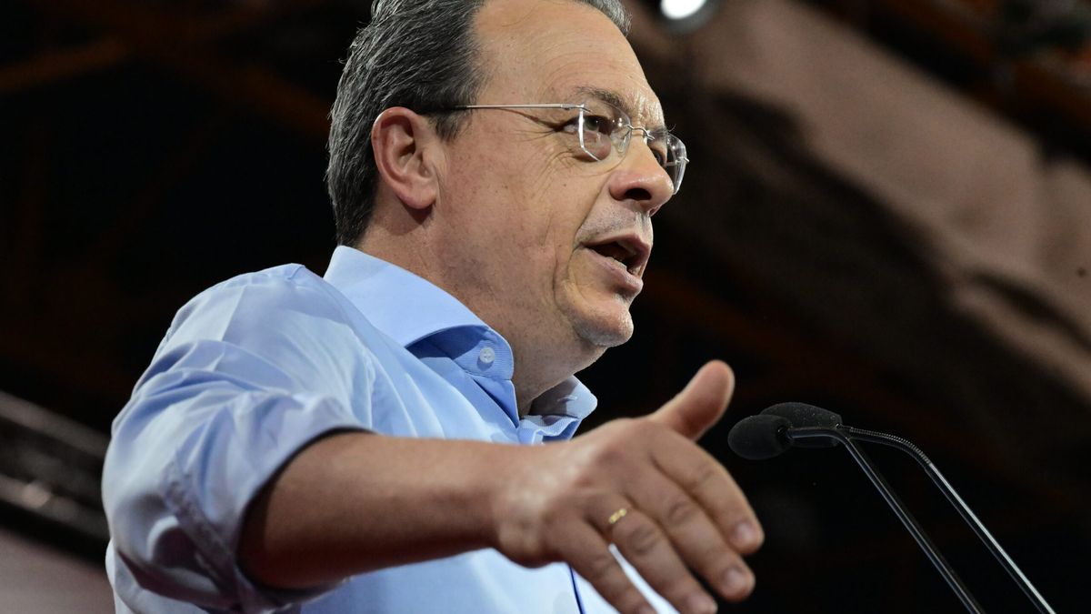 2854f84a4e80e04f13350084a7718f1e