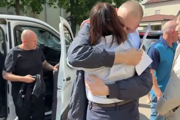 59bf21fdc870f46ff8bad9bef94d1cf9