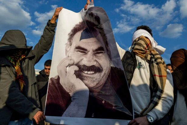 8ca068bdd377e39a38610263a6400c19